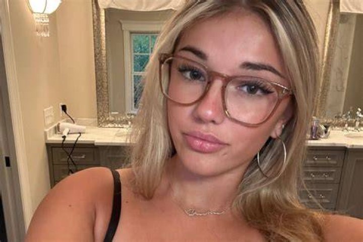 Breckie Hill: A Dive into the World of OnlyFans Stardom