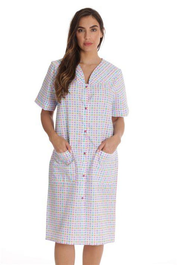 Discovering the Charm of the Housecoat Duster: A Timeless Fashion Statement