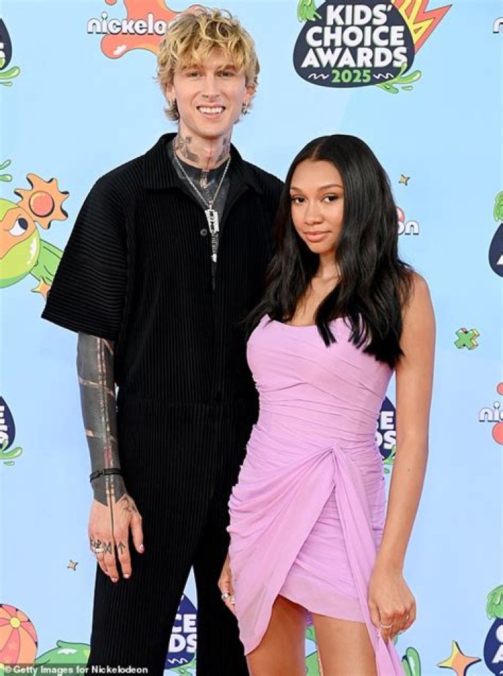 Emma Cannon: The Ex-Girlfriend of Machine Gun Kelly