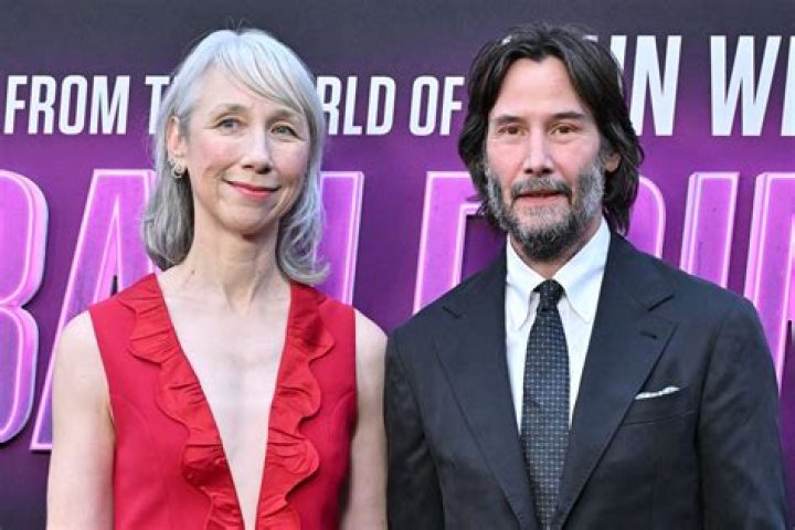 Exploring Keanu Reeves and His Political Views