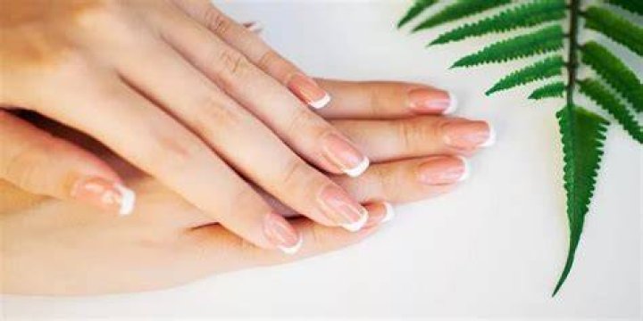 Exploring the Beauty of Round Dip Nails: A Comprehensive Guide