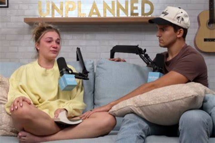How Much Do Matt and Abby Howard Make? An In-Depth Analysis