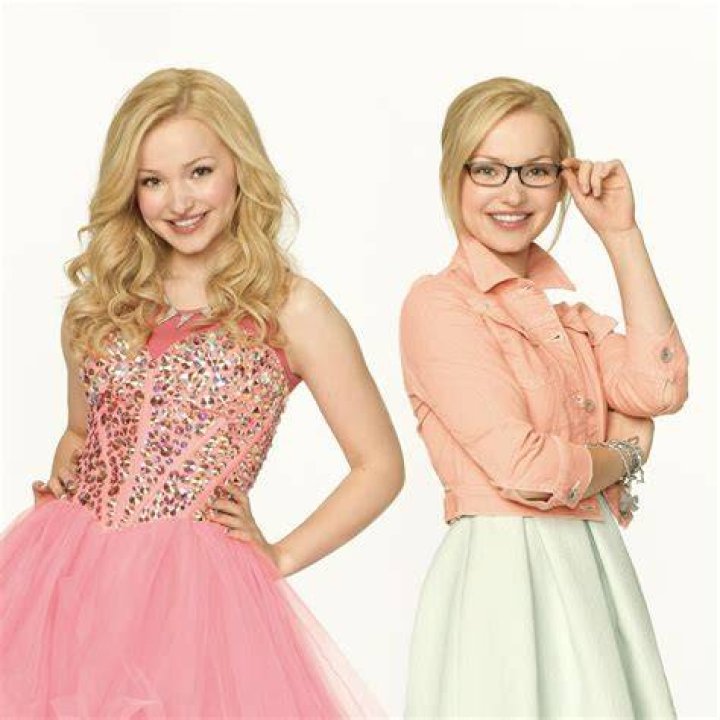 Maddy and Liv of: A Journey Through Their Lives