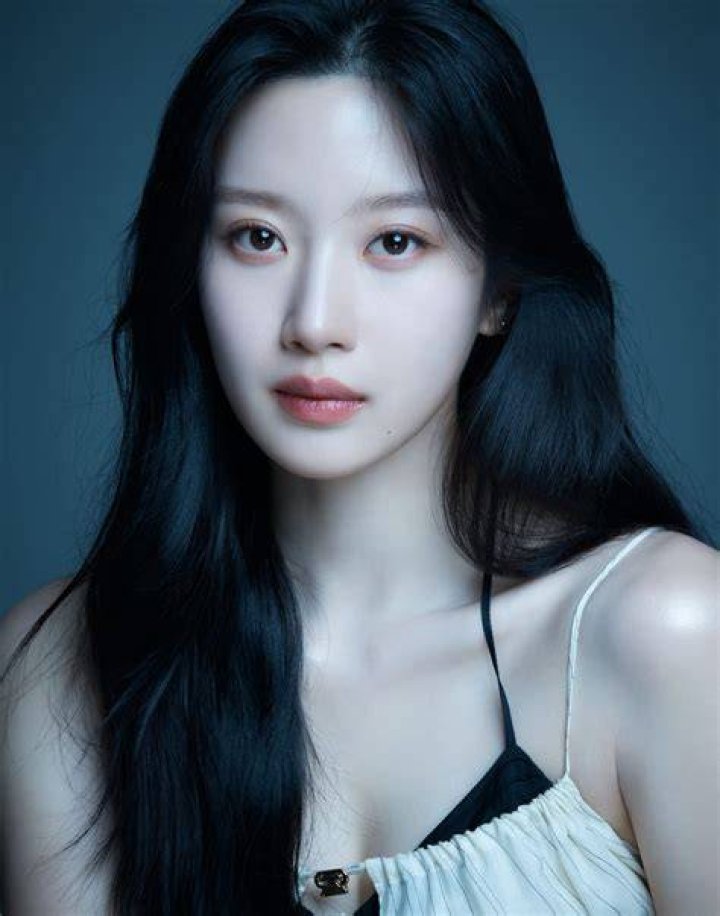 Understanding Moon Ga Young's Relationship Journey