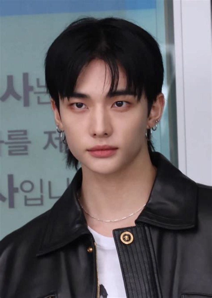 Unraveling the Intrigues of Hwang In Yeop's Relationships