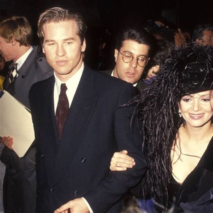 Unraveling the Mystery: Who is Married to Val Kilmer?