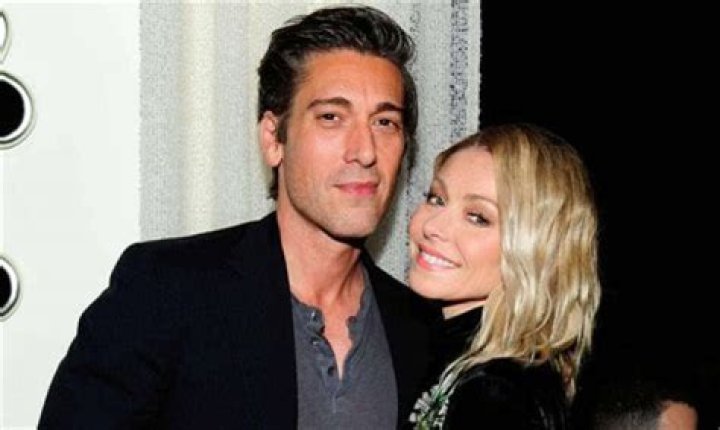 Unveiling David Muir's New Wife: Who is She?