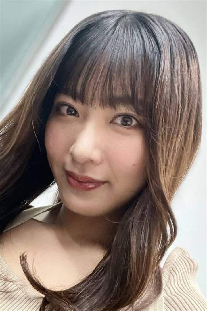 Unveiling the Charm of Sumire Mizukawa: A Rising Star in Japanese Entertainment