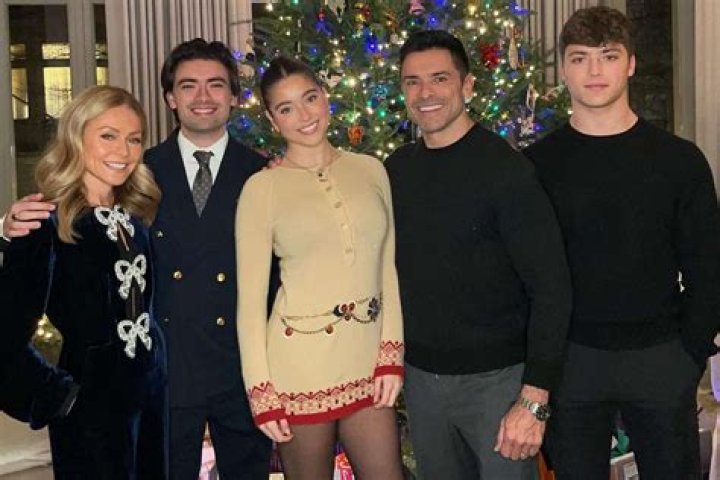 Unveiling the Life of Kelly Ripa's Daughter: A Glimpse into the Next Generation