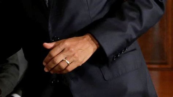 Unveiling the Mystery of Chris Cuomo's Wedding Ring