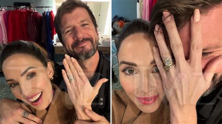Unveiling Whitney Cummings' Boyfriend: Love and Laughter
